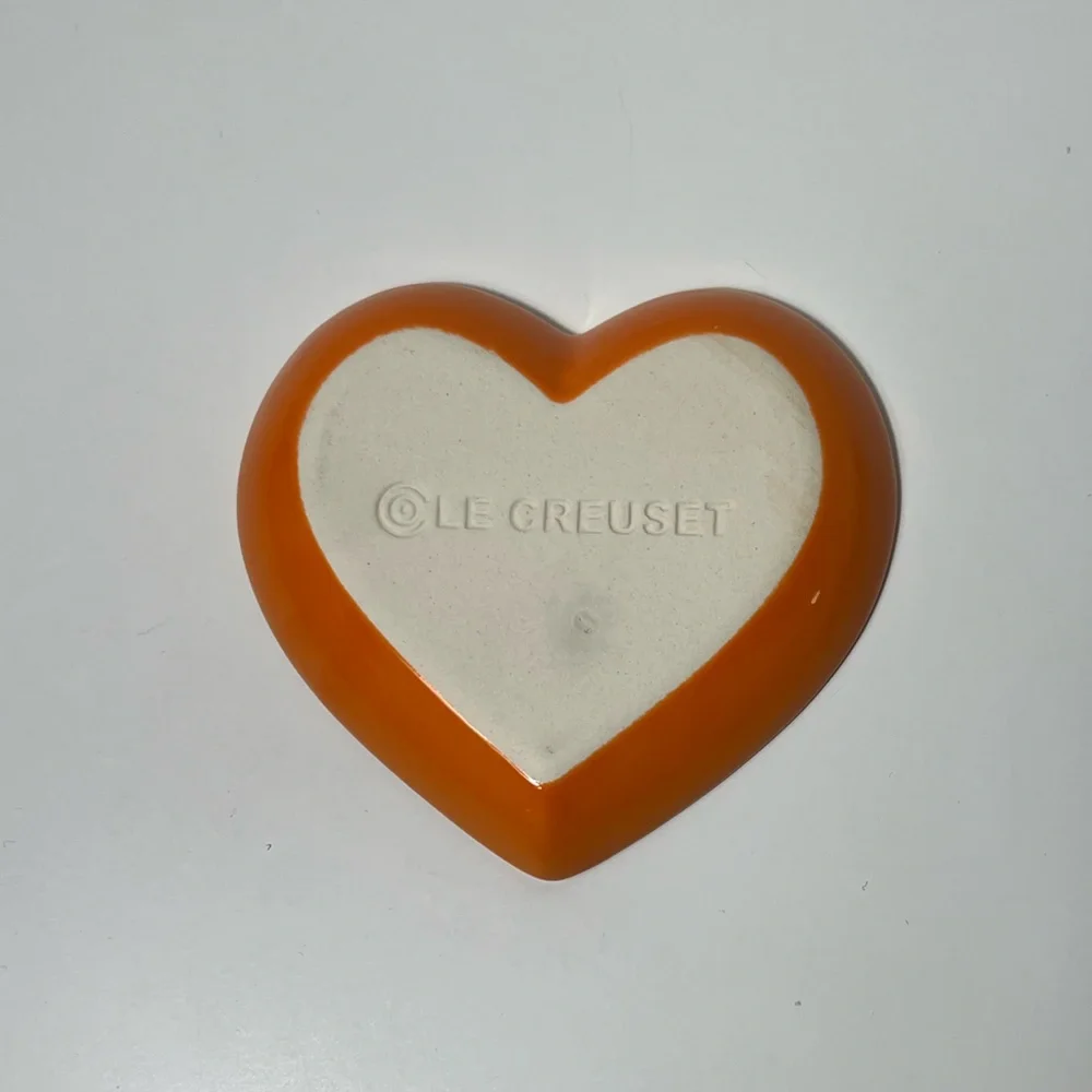 Le Creuset Flamme Dorée Stoneware Heart Shaped Trinket Dish Plate Tray Bowl
